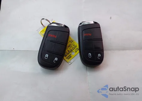 2018 Jeep Compass Latitude 4X4 из США, поврежденный, VIN 3C4NJDBB8JT176176